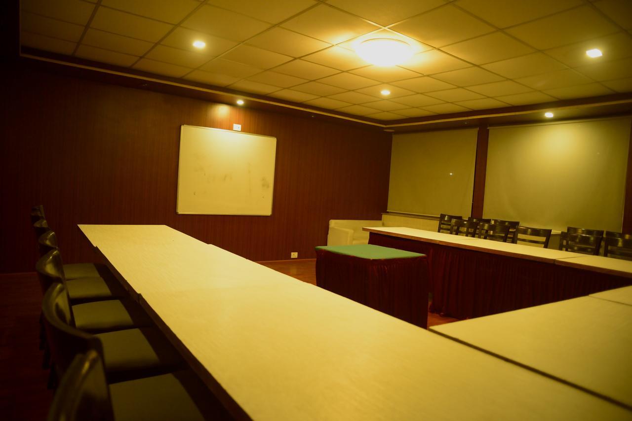 Hotel Heritage Dakshin Navi Mumbai Extérieur photo