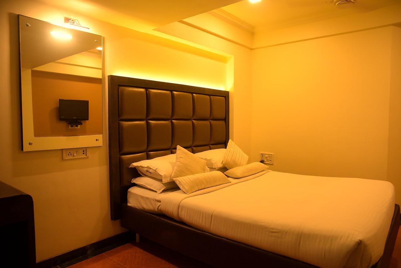 Hotel Heritage Dakshin Navi Mumbai Extérieur photo